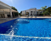 Objekte zum Wiederverkauf - Villa freitstehend - Torrevieja - TORREVIEJA