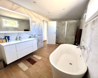 Objekte zum Wiederverkauf - Villa freitstehend - Torrevieja - TORREVIEJA
