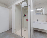 Objekte zum Wiederverkauf - Villa freitstehend - Torrevieja - TORREVIEJA