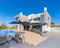 Objekte zum Wiederverkauf - Villa freitstehend - Torrevieja - TORREVIEJA
