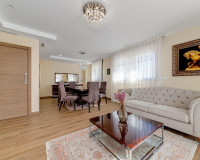 Objekte zum Wiederverkauf - Villa freitstehend - Torrevieja - TORREVIEJA