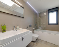 Objekte zum Wiederverkauf - Villa freitstehend - Torrevieja - TORREVIEJA