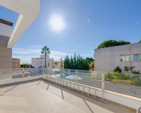 Objekte zum Wiederverkauf - Villa freitstehend - Torrevieja - TORREVIEJA