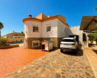 Objekte zum Wiederverkauf - Villa freitstehend - Torrevieja - TORREVIEJA