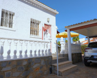 Objekte zum Wiederverkauf - Villa freitstehend - Torrevieja - Urbanización San Luis