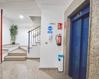 Objekte zum Wiederverkauf - Wohnung - Orihuela Costa