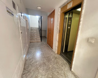 Objekte zum Wiederverkauf - Wohnung - Torrevieja Centro - TORREVIEJA
