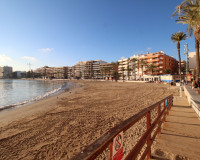 Objekte zum Wiederverkauf - Wohnung - Torrevieja Centro - TORREVIEJA
