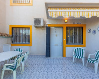 Objekte zum Wiederverkauf - Wohnung - Torrevieja - Parque Acuático - Sector 25