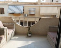 Objekte zum Wiederverkauf - Wohnung - Torrevieja - Puerto