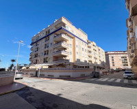 Objekte zum Wiederverkauf - Wohnung - Torrevieja - TORREVIEJA