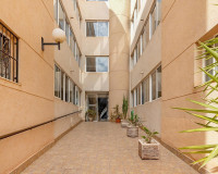 Objekte zum Wiederverkauf - Wohnung - Torrevieja - TORREVIEJA
