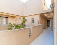 Objekte zum Wiederverkauf - Wohnung - Torrevieja - TORREVIEJA