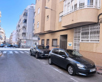 Objekte zum Wiederverkauf - Wohnung - Torrevieja - TORREVIEJA