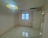 Sale - Apartment / flat - Torrevieja - Muelle Pesquero
