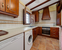Sale - Chalet - Daya Nueva