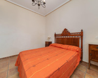 Sale - Chalet - Daya Nueva