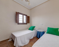 Sale - Chalet - Daya Nueva