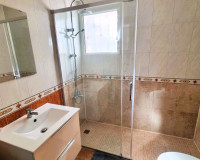Sale - - CHALET - Guardamar del Segura