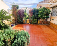Sale - - CHALET - Guardamar del Segura