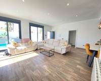 Sale - Chalet - Orihuela Costa