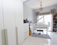 Sale - Chalet - Orihuela Costa