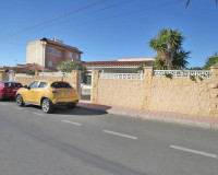 Sale - Chalet - Torrevieja - TORREVIEJA