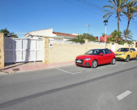 Sale - Chalet - Torrevieja - TORREVIEJA