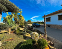 Sale - Country house - Orihuela