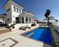 Sale - Detached House / Villa - Ciudad Quesada