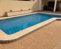 Sale - Detached House / Villa - Torrevieja