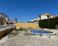 Sale - Villa - Guardamar del Segura - Urbanizaciones