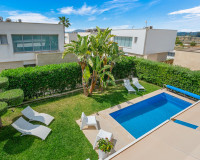 Sale - Villa - Orihuela Costa - Vistabella Golf