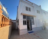 Sale - Villa - Torrevieja - TORREVIEJA