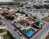 Sale - Villa - Torrevieja - TORREVIEJA