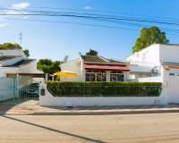 Sale - Villa - Torrevieja - Urbanización San Luis