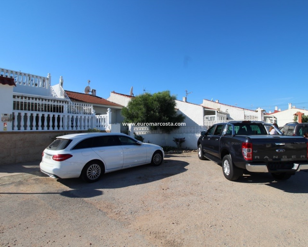 Stadthaus · Objekte zum Wiederverkauf · Torrevieja · 3624