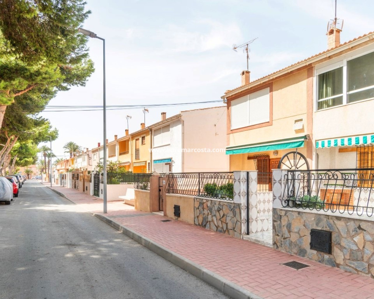 Stadthaus · Objekte zum Wiederverkauf · Torrevieja · 3981