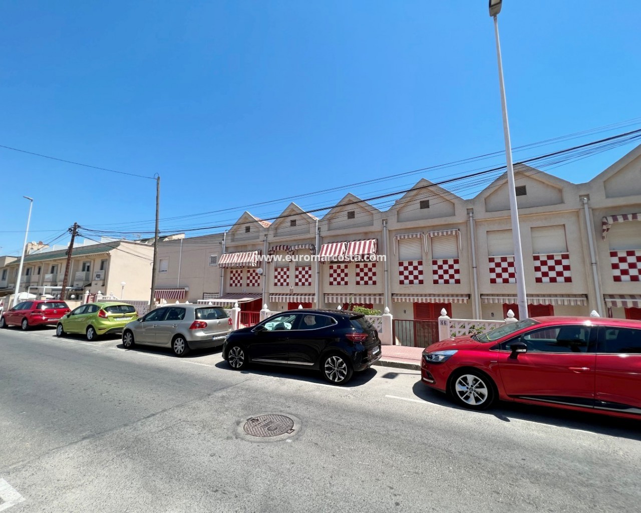 Stadthaus · Objekte zum Wiederverkauf · Torrevieja · 4110