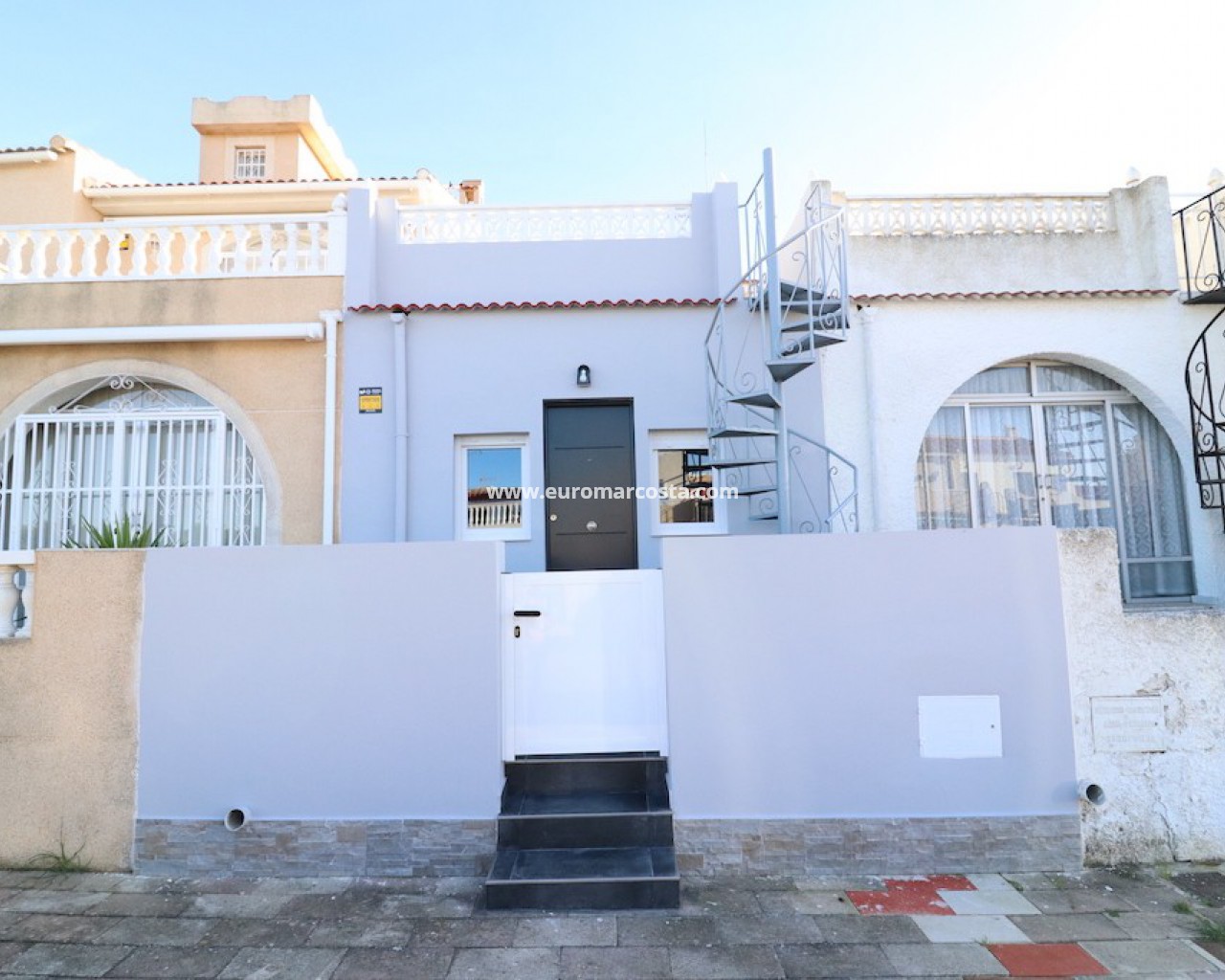 Stadthaus · Objekte zum Wiederverkauf · Torrevieja · 4293