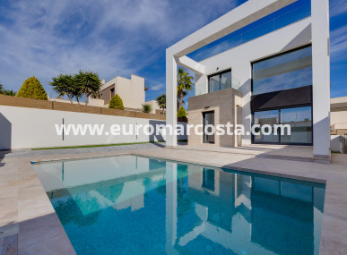 terraced - New Build - Torrevieja - TORREVIEJA