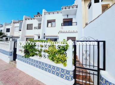 Townhouse - Sale - Torrevieja - TORREVIEJA