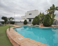 Venta - Bungalow - Daya Nueva