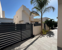 Venta - Detached House / Villa - Los Montesinos