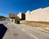Venta - Parcela / Terreno - San Miguel de Salinas - CENTRO URBANO