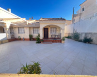 Venta - Villa - Guardamar del Segura - Urbanizaciones