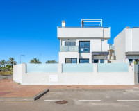 Venta - Villa - Los Alcazares - La Manga del Mar Menor