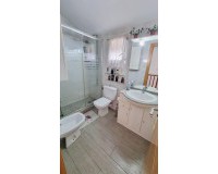 Venta - Villa / Semi pareado - Torrevieja - TORREVIEJA