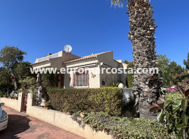 Villa freitstehend - Objekte zum Wiederverkauf - Algorfa - Castillo de montemar