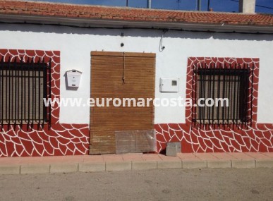 Villa freitstehend - Objekte zum Wiederverkauf - Barinas - Murcia